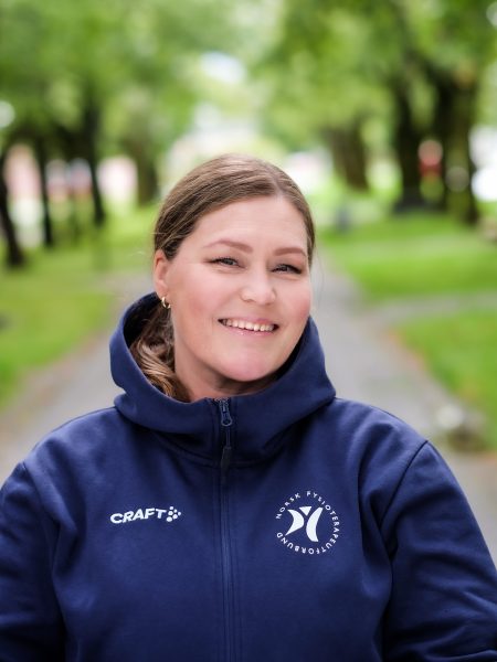 2025 aidafoto fotograf Aida Kjerstad-0660 red Anne Martha Langlo Moa Fys